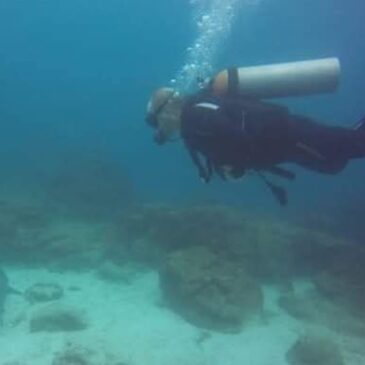 Poesía y buceo en el Pipach